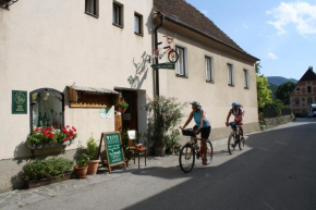 Weinbau-Gästezimmer Anna Maria Jamek, Weißenkirchen In Der Wachau, Österreich, Weißenkirchen In Der Wachau, Österreich